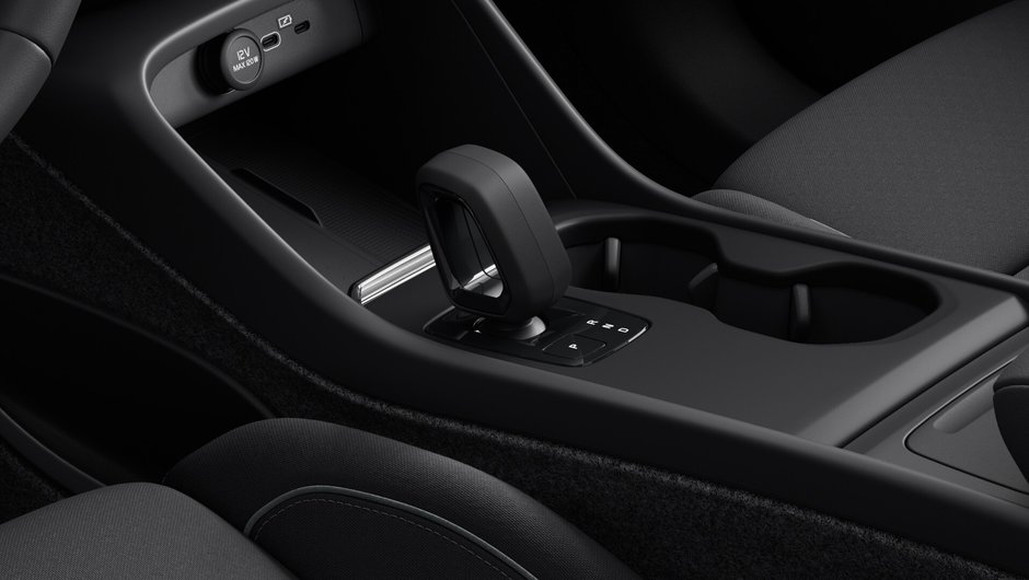 2025 Volvo EX40 Twin Motor AWD Core-8