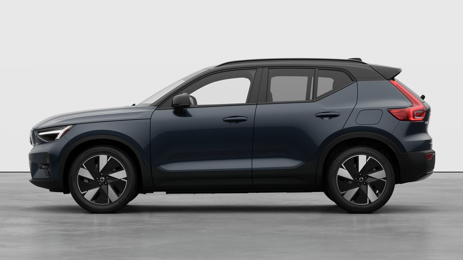 2026 Volvo EX40 Twin Motor AWD Plus-7