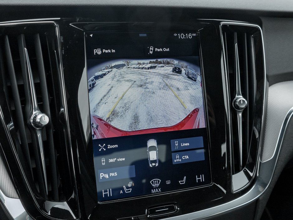 2019 Volvo S60 T6 AWD R-Design  LOW MILEAGE  TRADE IN  B& WILKINS-12