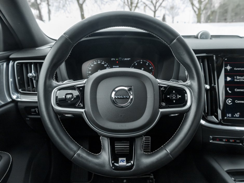 2019 Volvo S60 T6 AWD R-Design  LOW MILEAGE  TRADE IN  B& WILKINS-7