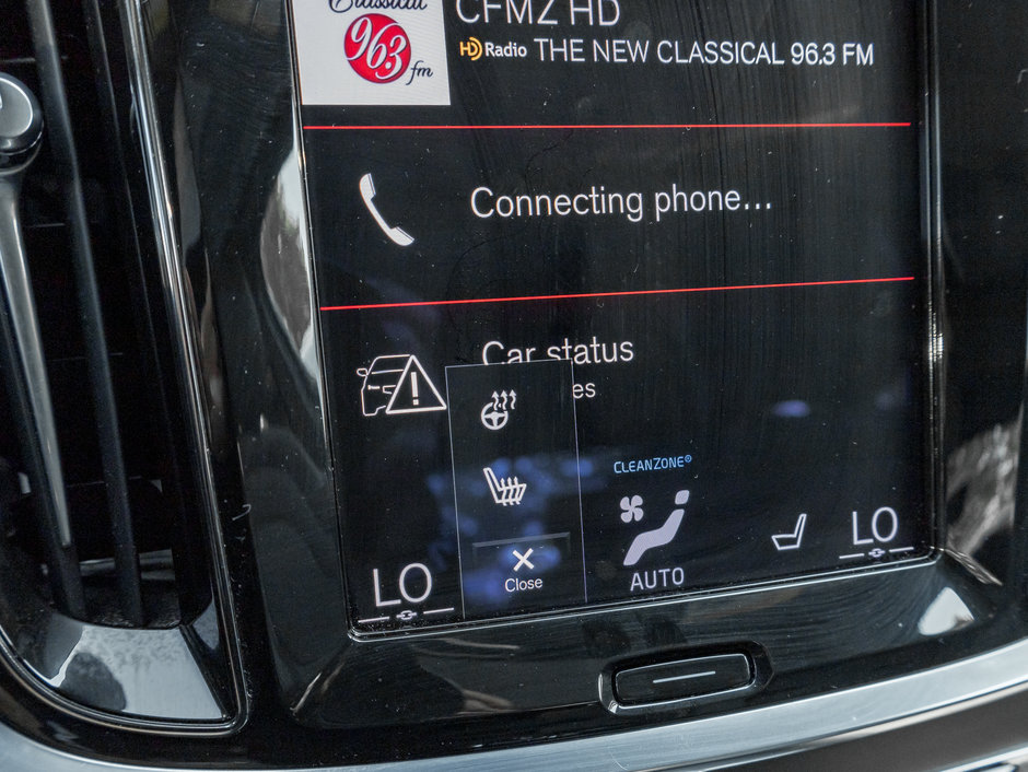 2021 Volvo S60 T5 AWD R-Design  CPO  BOWERS & WILKINS  HUD-23