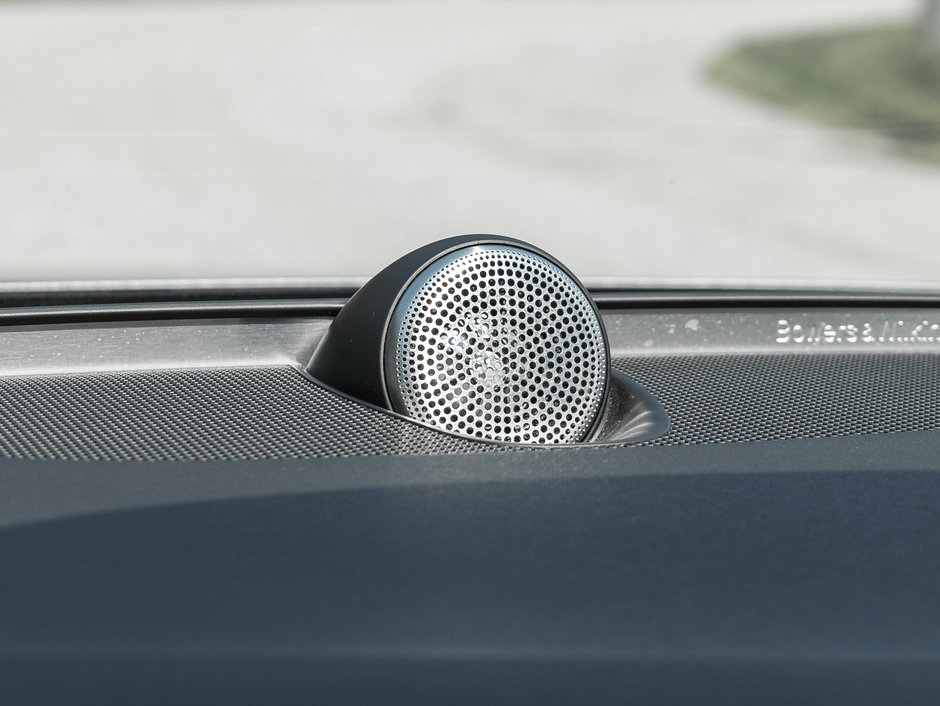 2021 Volvo S60 T5 AWD R-Design  CPO  BOWERS & WILKINS  HUD-24