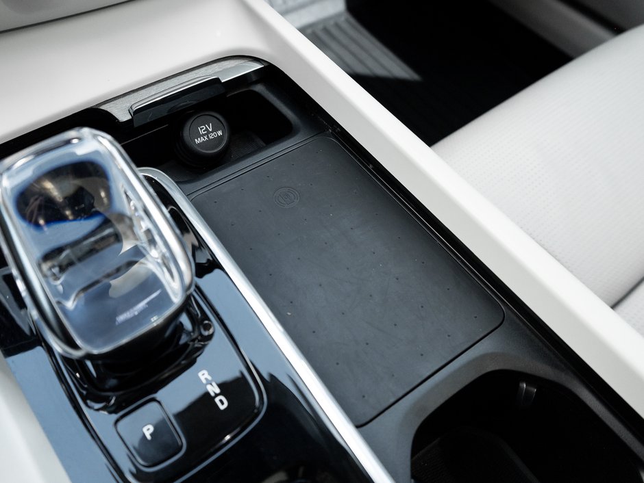 2022 Volvo S60 B5 AWD INSCRIPTION  MASSAGE SEATS  HUD  CPO-17