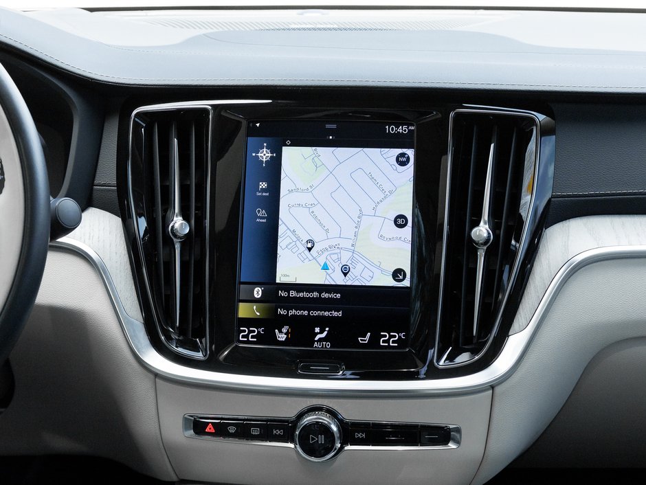 2022 Volvo S60 B5 AWD INSCRIPTION  MASSAGE SEATS  HUD  CPO-26