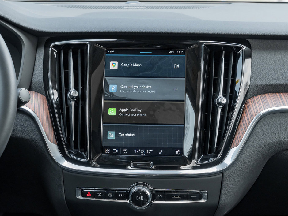 Volvo S60 B5 AWD Plus Dark Theme  HARMAN KARDON  CPO 2024-25