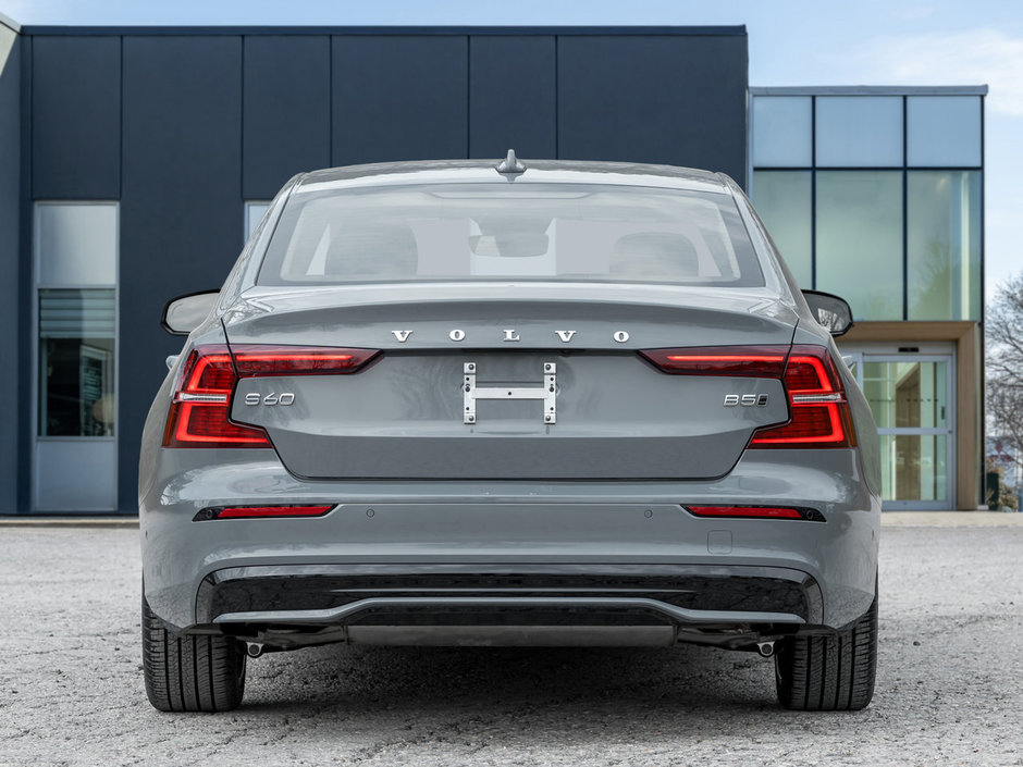 Volvo S60 B5 AWD Plus Dark Theme  CPO  HARMAN KARDON  LOW KM 2024-5