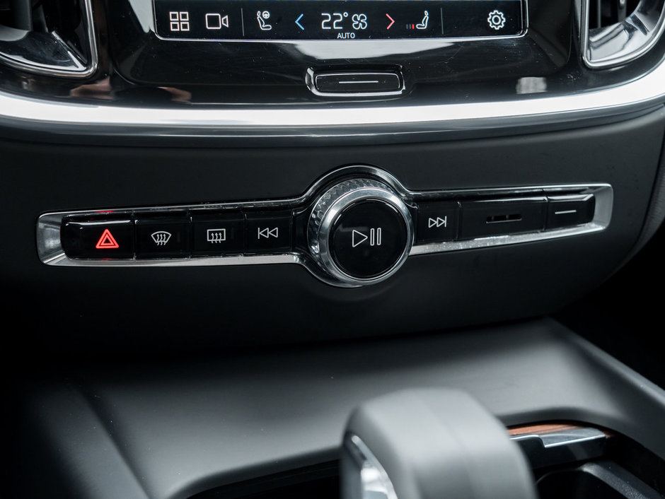 Volvo S60 B5 AWD Plus Dark Theme CPO  FINANCE RATE fr 3.24%* 2024-16