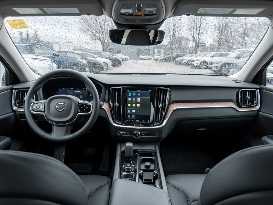 Volvo S60 B5 AWD Plus Dark Theme CPO  FINANCE RATE fr 3.24%* 2024-23