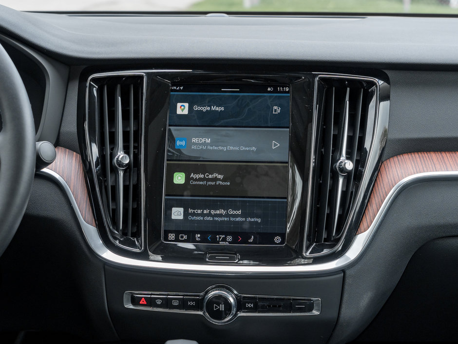 Volvo S60 B5 AWD Plus Dark Theme 2024-24