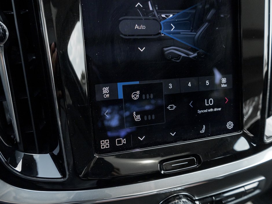 2024 Volvo S60 B5 AWD Plus Dark Theme-21