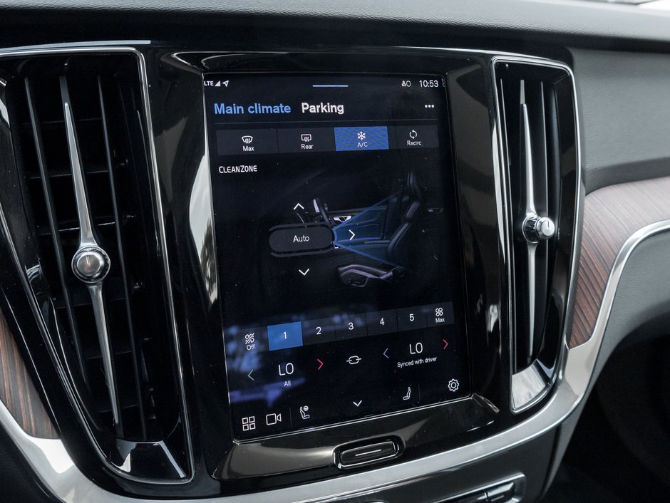 2024 Volvo S60 B5 AWD Plus Dark Theme-20