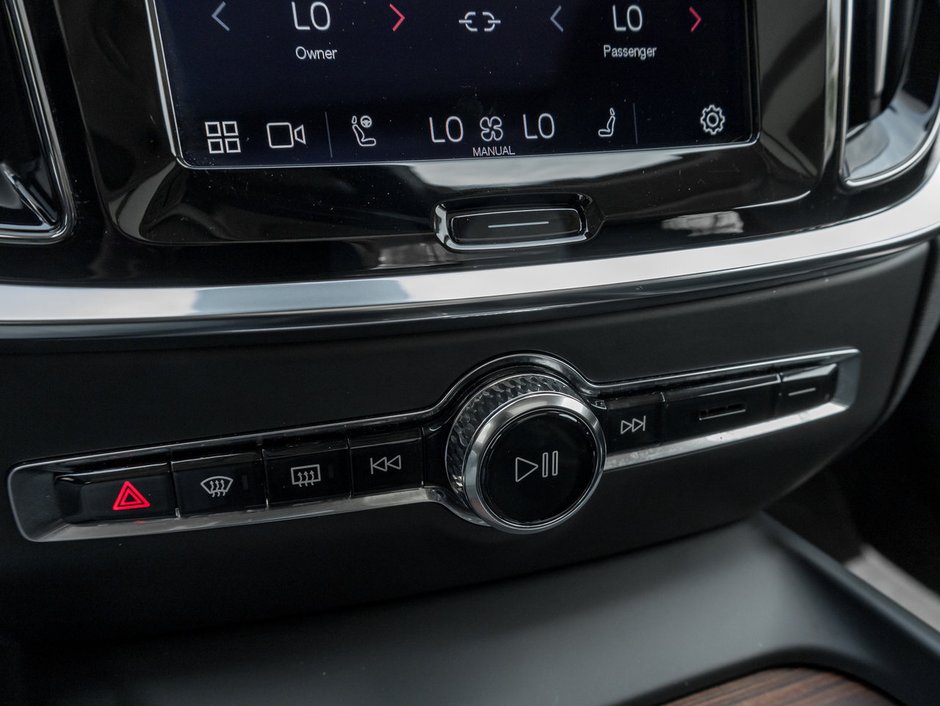 Volvo S60 B5 AWD Plus Dark Theme 2024-19