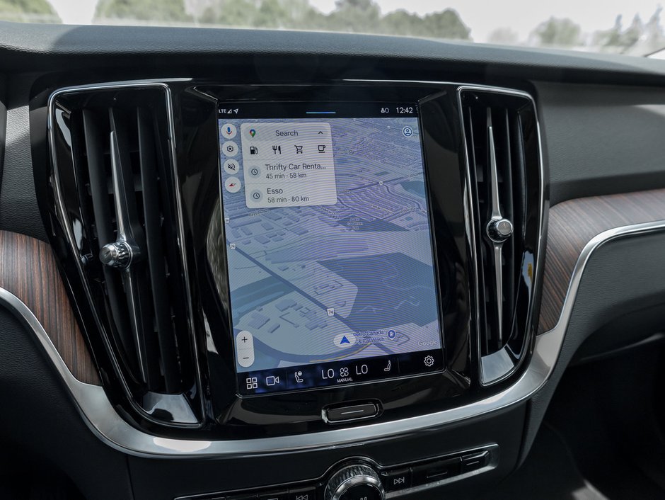 Volvo S60 B5 AWD Plus Dark Theme 2024-12
