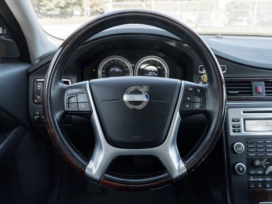 2011 Volvo S80 4dr Sdn AWD  AS IS  AS TRADED-8