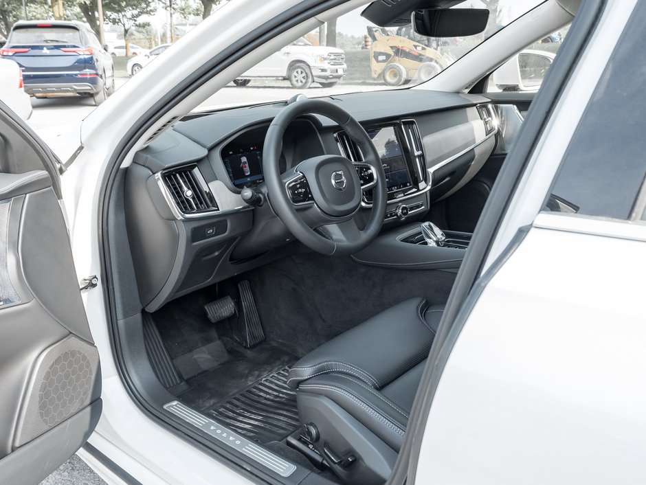 2024 Volvo S90 B6 AWD Ultimate Bright Theme  CPO  NEARLY NEW-6