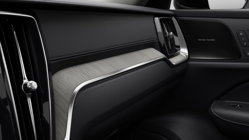 2025 Volvo V60 Cross Country B5 AWD Ultra-6