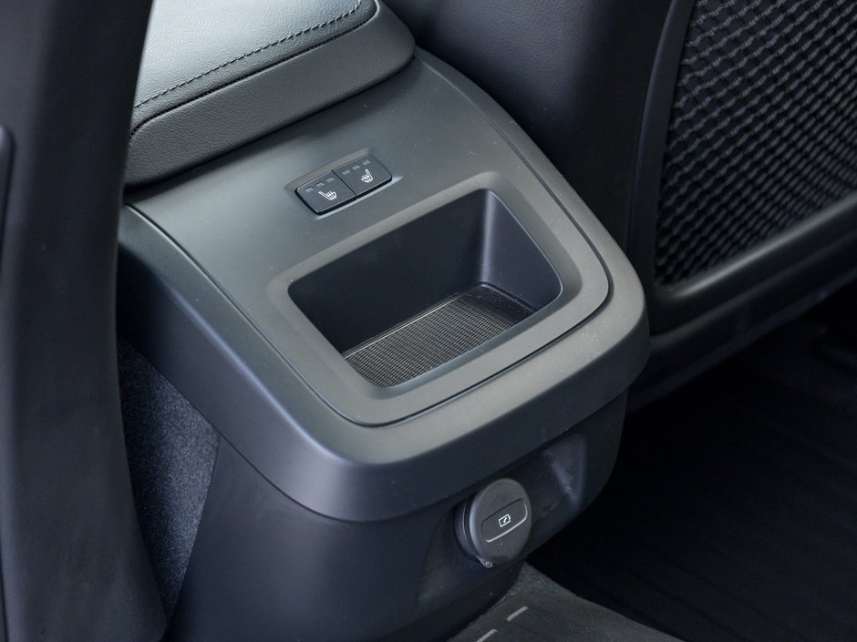 2025 Volvo V60 Cross Country B5 AWD Core  STATION WAGON  VOLVO CPO-21