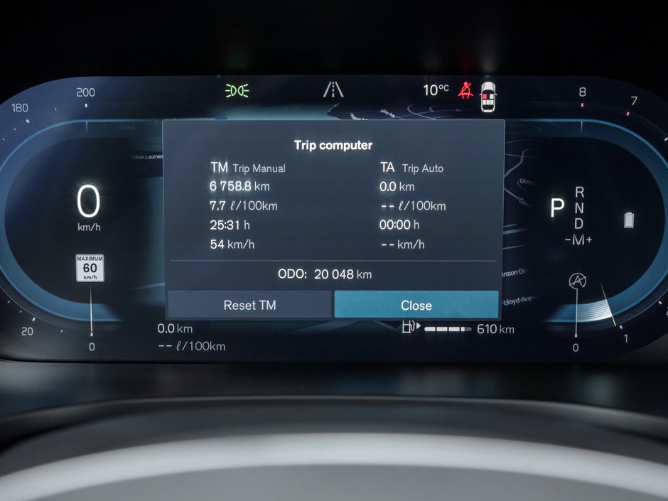 2025 Volvo V60 Cross Country B5 AWD Plus  19 ALLOY WHEELS  STATION WAGON-10