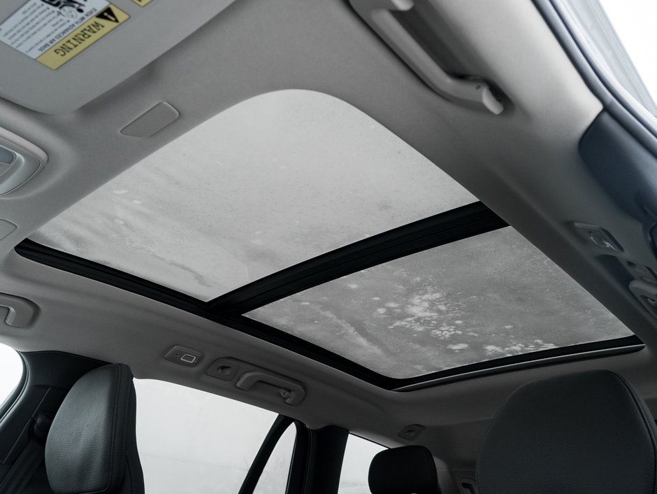 Volvo V60 Cross Country B5 AWD Core  18 ALLOY WHEELS  STATION WAGON  CPO 2025-18