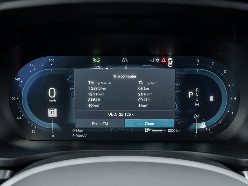 Volvo V60 Cross Country B5 AWD Core  18 ALLOY WHEELS  STATION WAGON  CPO 2025-9