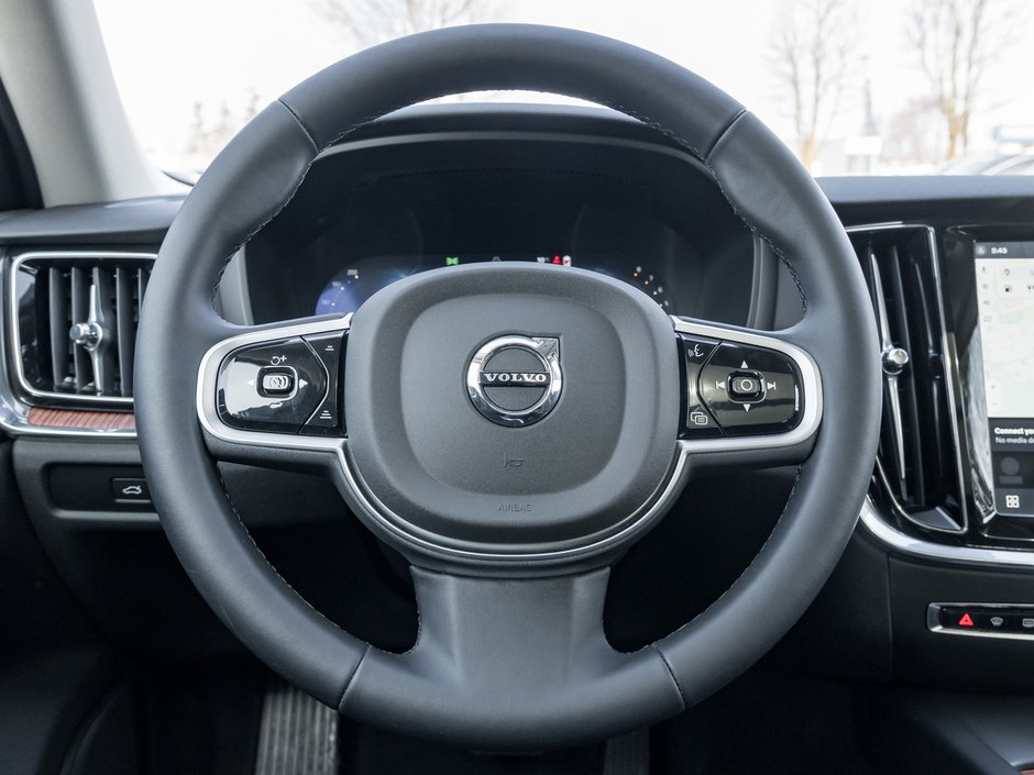 Volvo V60 Cross Country B5 AWD Core  LOW KM  NEARLY NEW  VOLVO CPO 2025-7