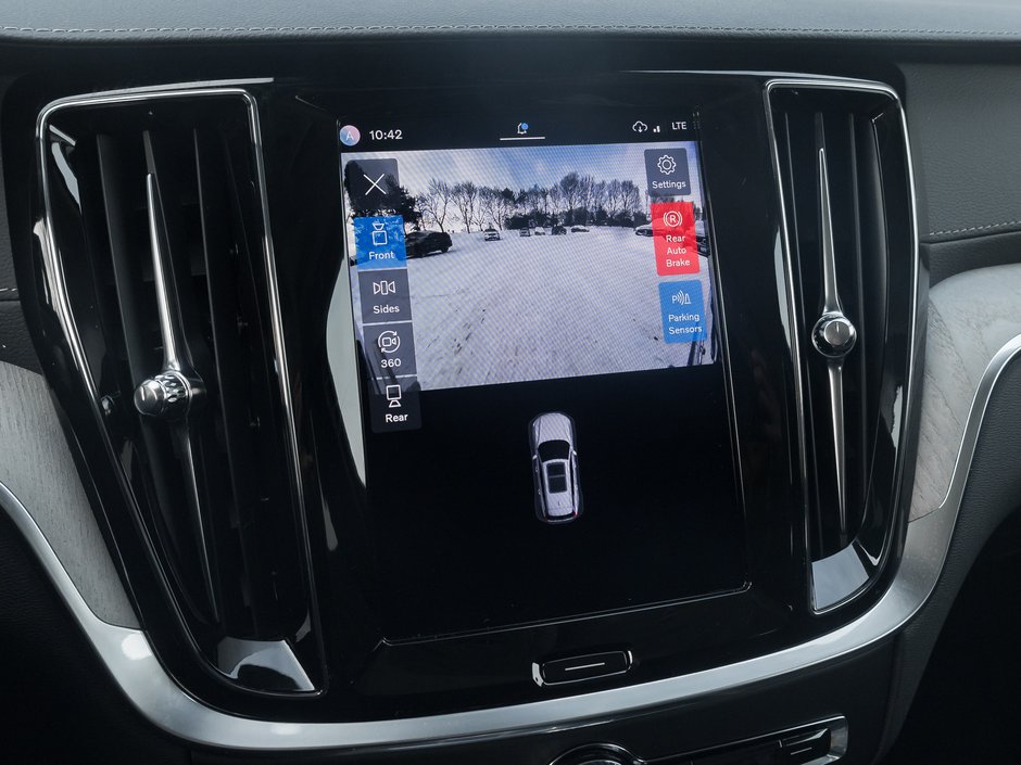 Volvo V60 Cross Country B5 AWD Ultra  NEARLY NEW  VOLVO CPO 2026-10