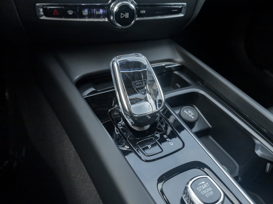 Volvo V60 Cross Country B5 AWD Ultra  NEARLY NEW  VOLVO CPO 2026-14