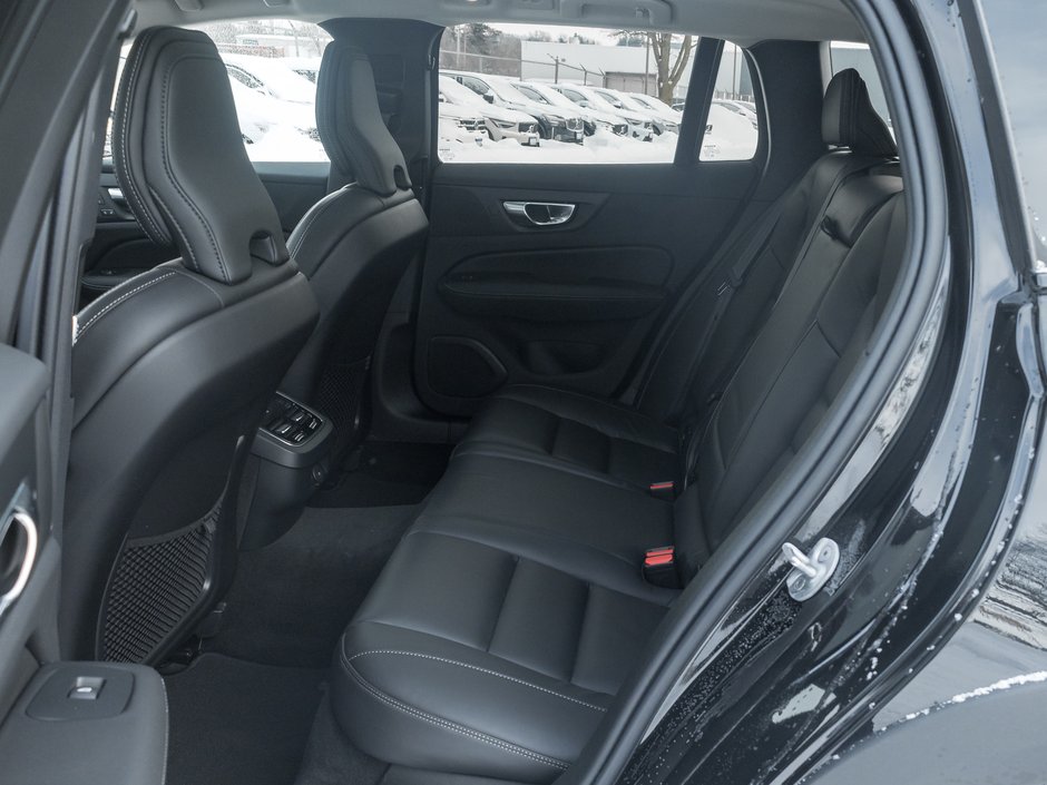 Volvo V60 Cross Country B5 AWD Ultra  NEARLY NEW  VOLVO CPO 2026-20