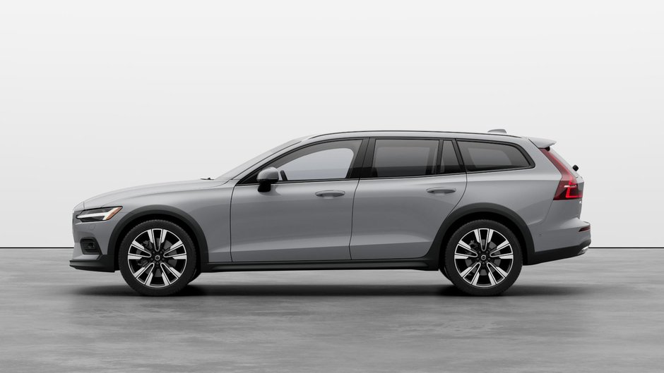 2026 Volvo V60 Cross Country B5 AWD Ultra-5