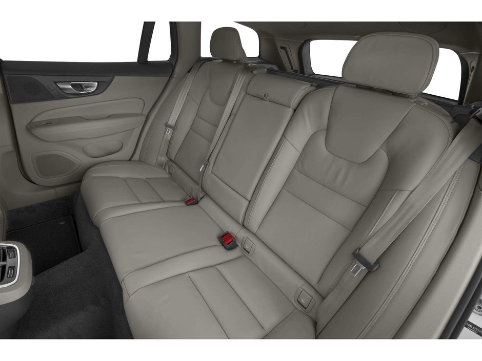 2026 Volvo V60 Cross Country ULTRA^Non-Daily Rental^Massage Seats^B & Wilkins-8