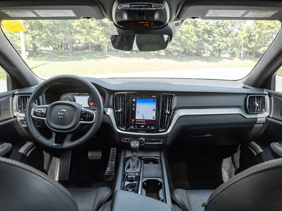 2022 Volvo V60 R-Design  OFF LEASE  POLESTAR   CPO RATE fr 3.49%*-26