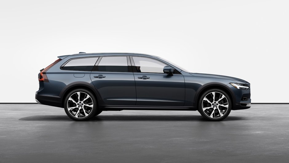 2026 Volvo V90 Cross Country B6 AWD Ultra-4
