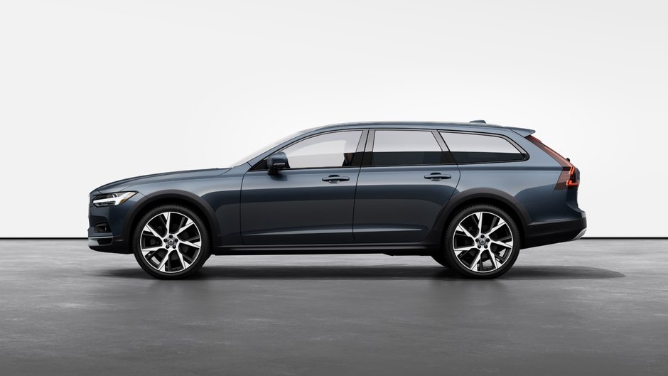 2026 Volvo V90 Cross Country B6 AWD Ultra-5