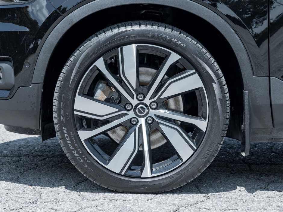 2022 Volvo XC40 Recharge Pure Electric P8 eAWD Ultimate   FULLY EQUIPPED  CPO  ONE OWNER-3