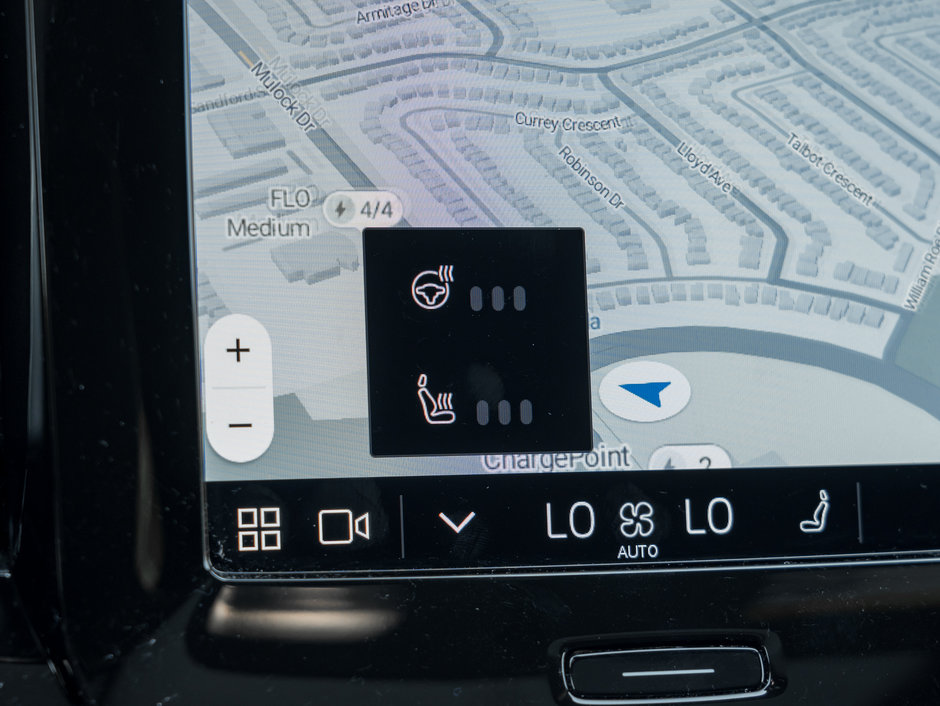 2022 Volvo XC40 Recharge Pure Electric P8 eAWD Ultimate   FULLY EQUIPPED  CPO  ONE OWNER-19