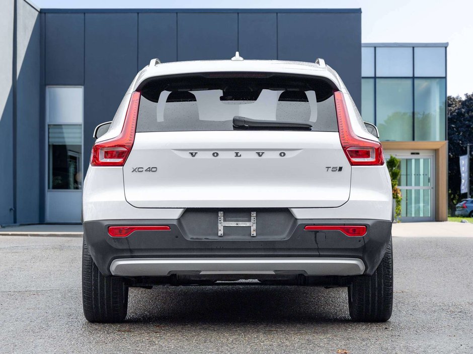 2019 Volvo XC40 Momentum PLUS^Trade In^Navi^Power Roof^One Owner-5