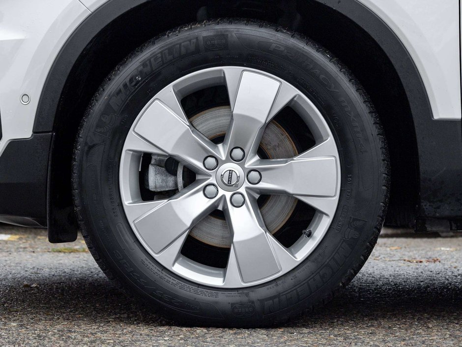 2019 Volvo XC40 Momentum PLUS^Trade In^Navi^Power Roof^One Owner-3