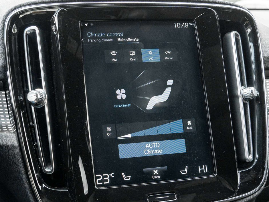 Volvo XC40 R-DESIGN^New Brakes^Navi^Harman Kardon^PilotAssist 2019-18