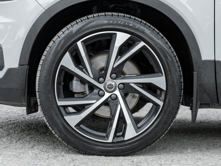 2020 Volvo XC40 T5 AWD R-Design  PREMIUM OACKAGE  SAFETY CERTIFIED-3
