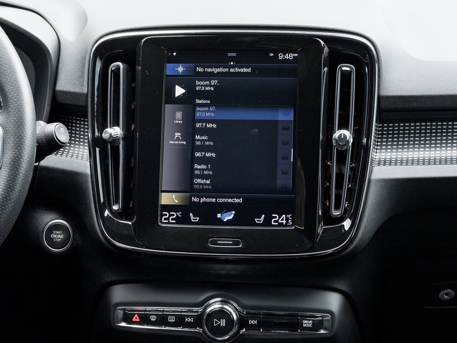 2020 Volvo XC40 T5 AWD R-Design  PREMIUM OACKAGE  SAFETY CERTIFIED-26