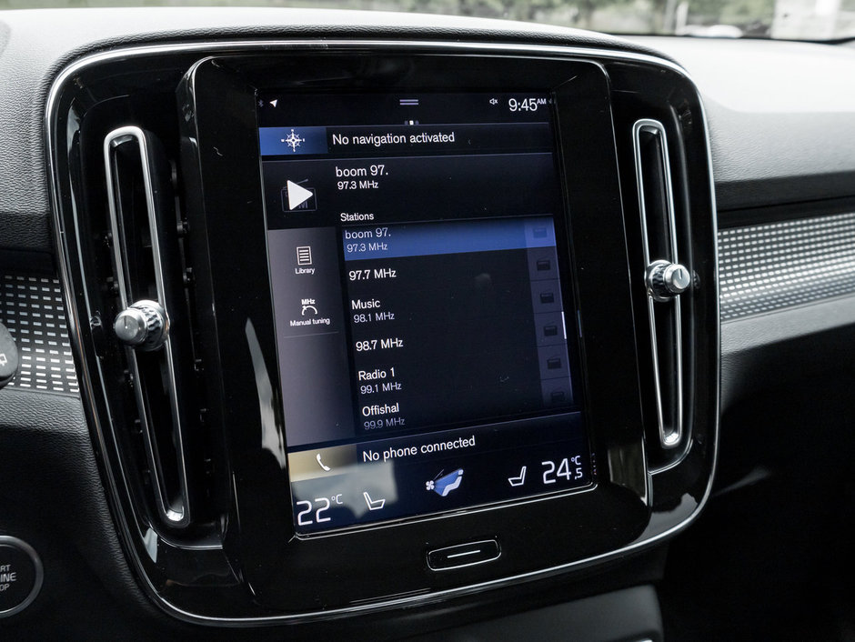 2020 Volvo XC40 T5 AWD R-Design  PREMIUM OACKAGE  SAFETY CERTIFIED-19