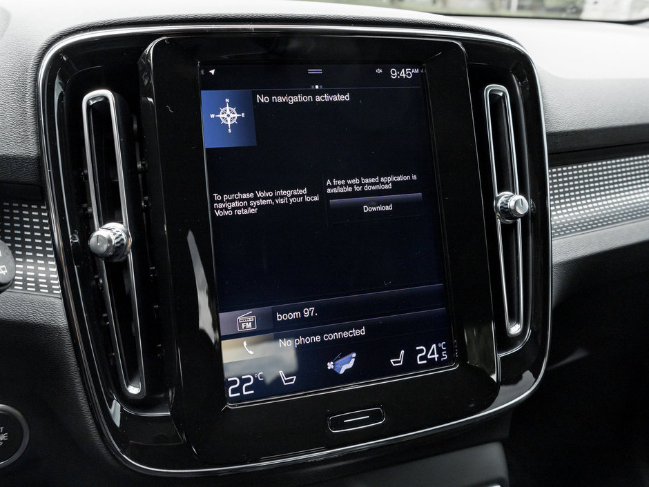 2020 Volvo XC40 T5 AWD R-Design  PREMIUM OACKAGE  SAFETY CERTIFIED-18