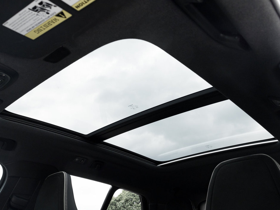2020 Volvo XC40 T5 AWD R-Design  PREMIUM OACKAGE  SAFETY CERTIFIED-21