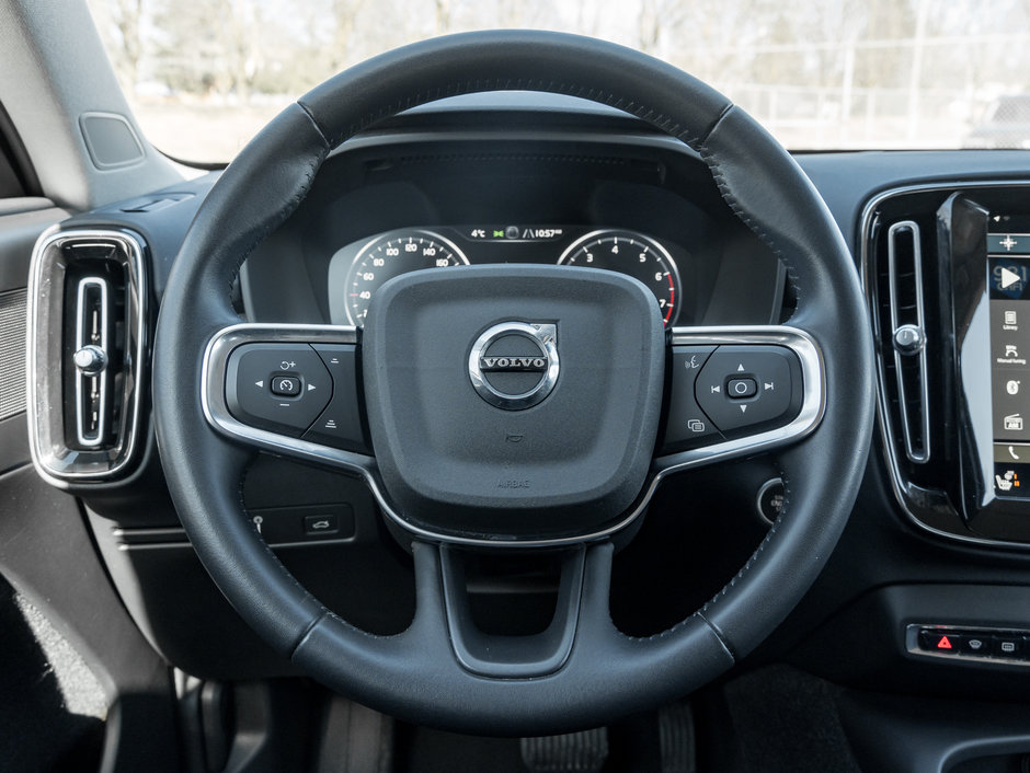 2021 Volvo XC40 T5 AWD Momentum CPO NEW BRAKES LOW MILEAGE-7