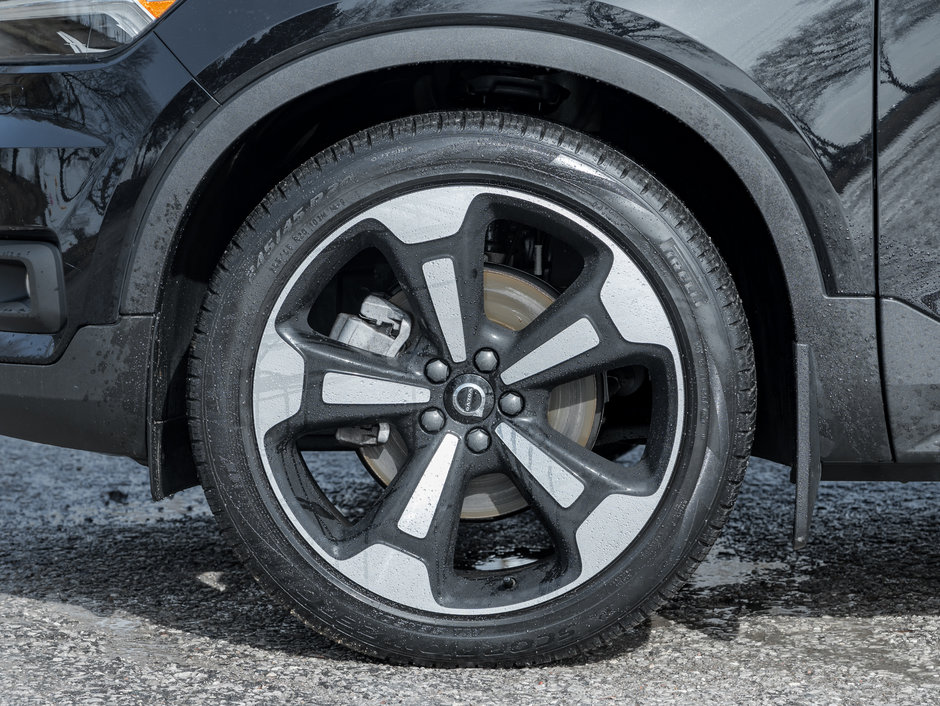 Volvo XC40 T5 AWD INSCRIPTION  OXIDE RED INTEIROR  CPO 2021-3