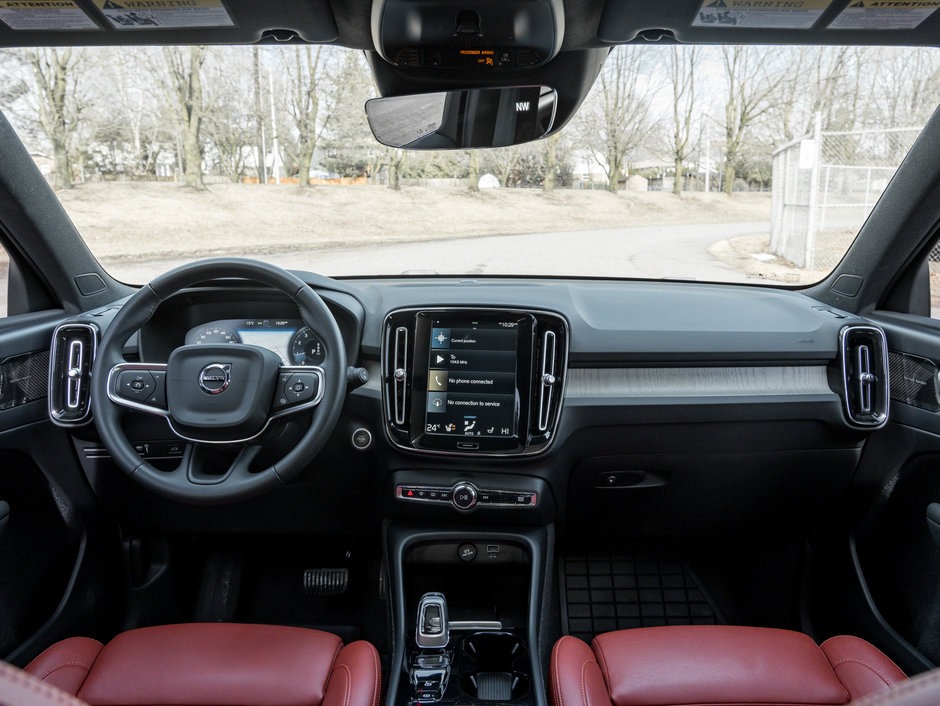 Volvo XC40 T5 AWD INSCRIPTION  OXIDE RED INTEIROR  CPO 2021-24