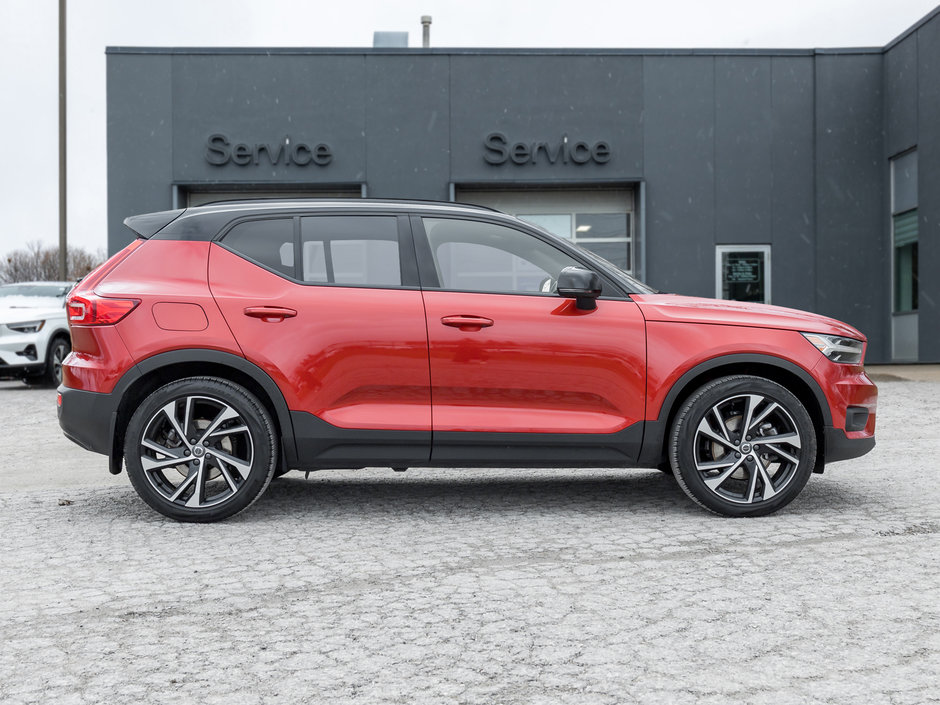 Volvo XC40 T5 AWD R-Design HARMAN KARDON 20 ALLOY WHEEL  CPO 2021-4