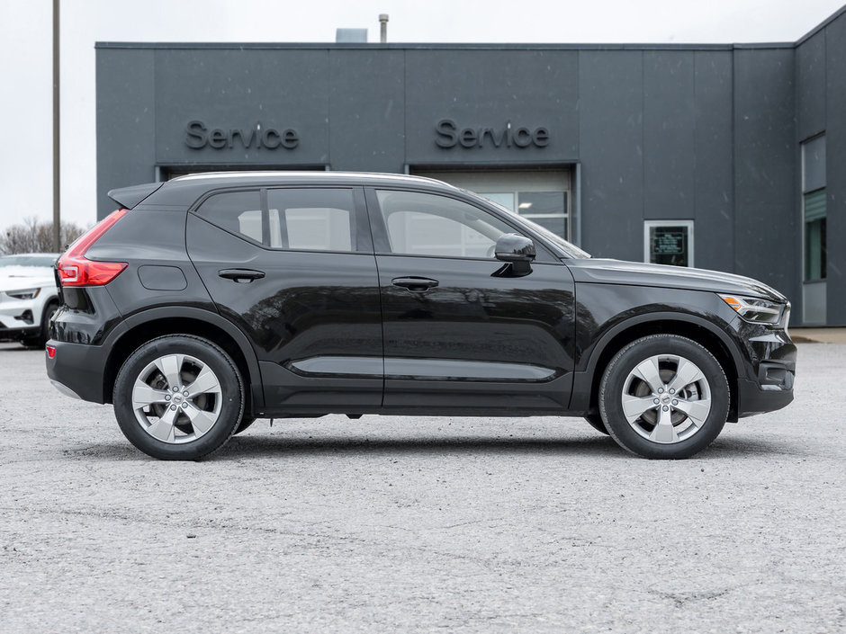 2021 Volvo XC40 T5 AWD Momentum  CPO  LOW MILEAGE  NAVI-4