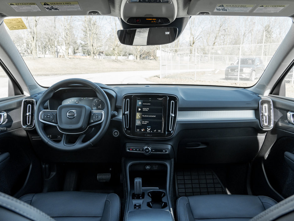 2021 Volvo XC40 T5 AWD Momentum CPO NEW BRAKES-19