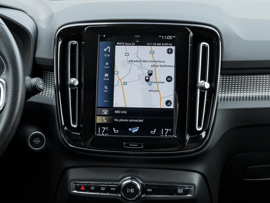 2021 Volvo XC40 T5 AWD R-Design LOW MILEAGE-23